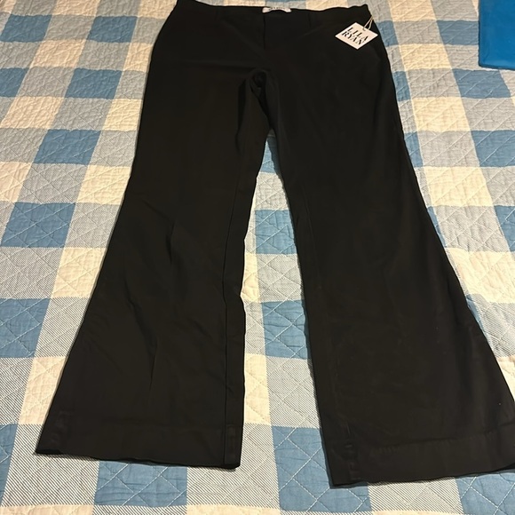 NWT Lila Ryan The Jenalyn Bootcut Trouser Pants in Black - Picture 5 of 16